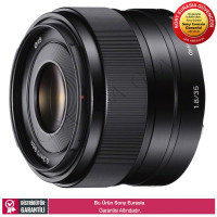 Sony SEL35F18 E 35 mm F1,8 OSS Kompak Çok Yönlü Lens